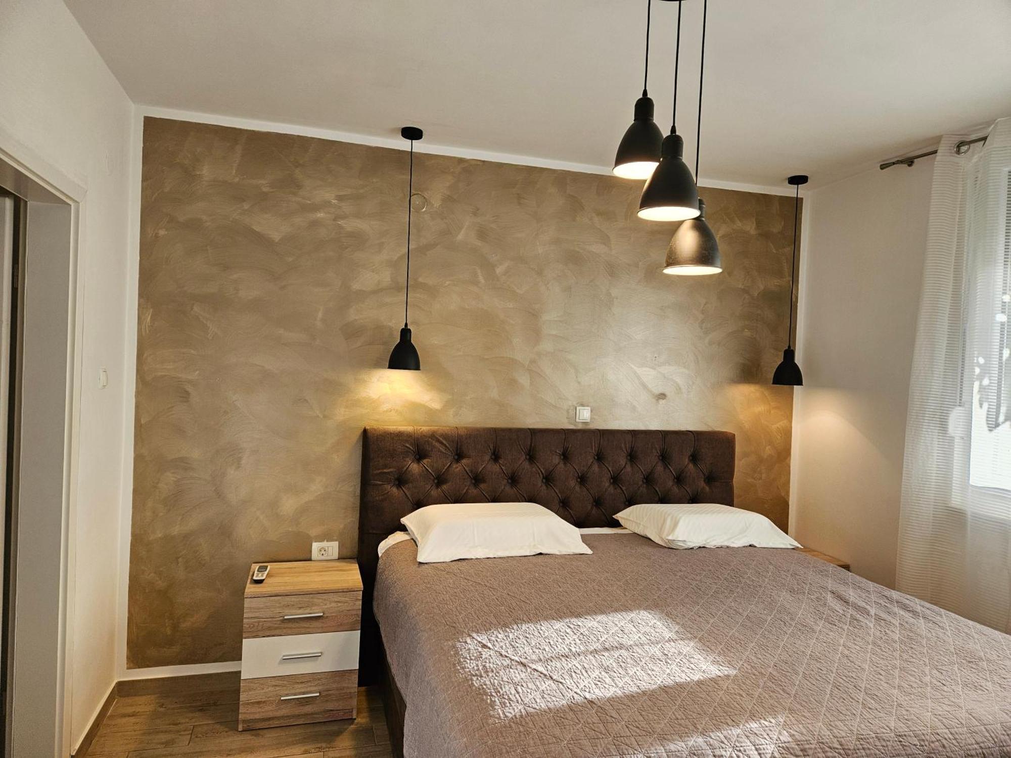 Deluxe Apartment Near The Bridge Zadar Exterior photo